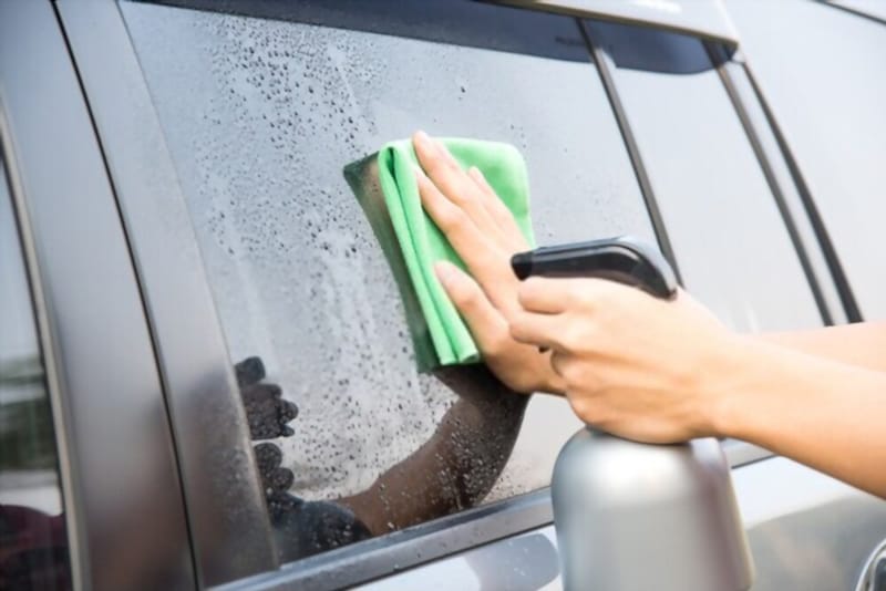 Clean Car Windows