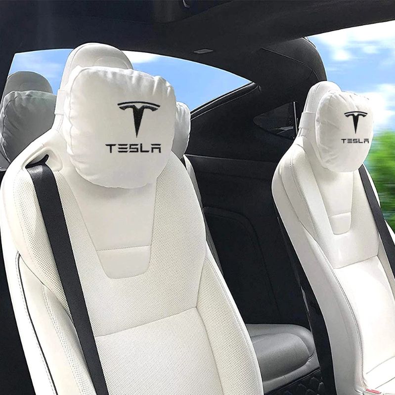 are there headrest in model s