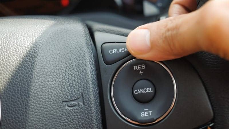does cruise control save gas