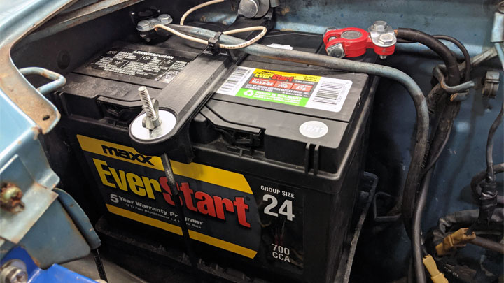 how much does a car battery costs