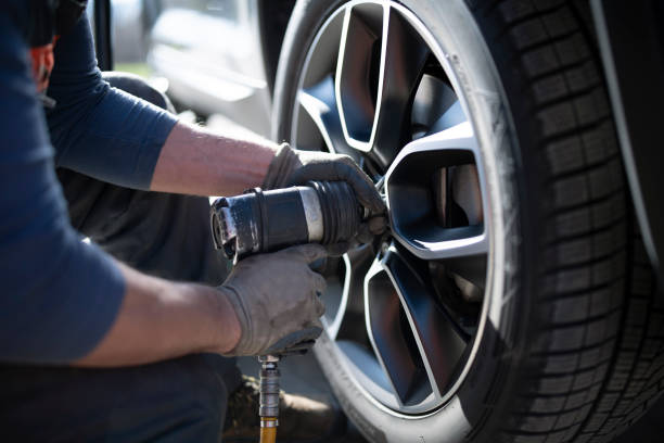 How Long Does It Take to Change a Tire: Quick Look
